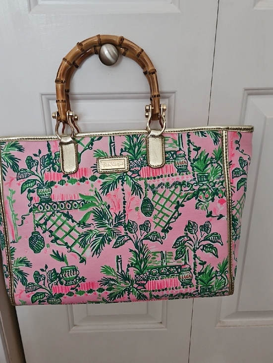 Lilly Pulitzer Handbags - Lilly Pulitzer Pink & Green Tropical Tote with Bamboo Handles